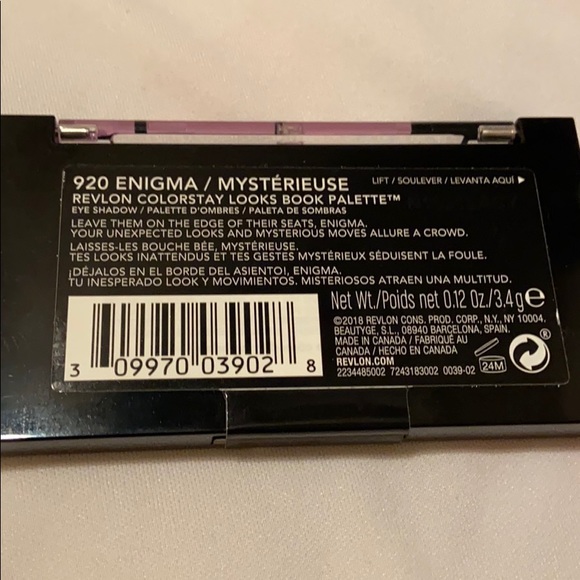 Makeup - Picture 4 of 5